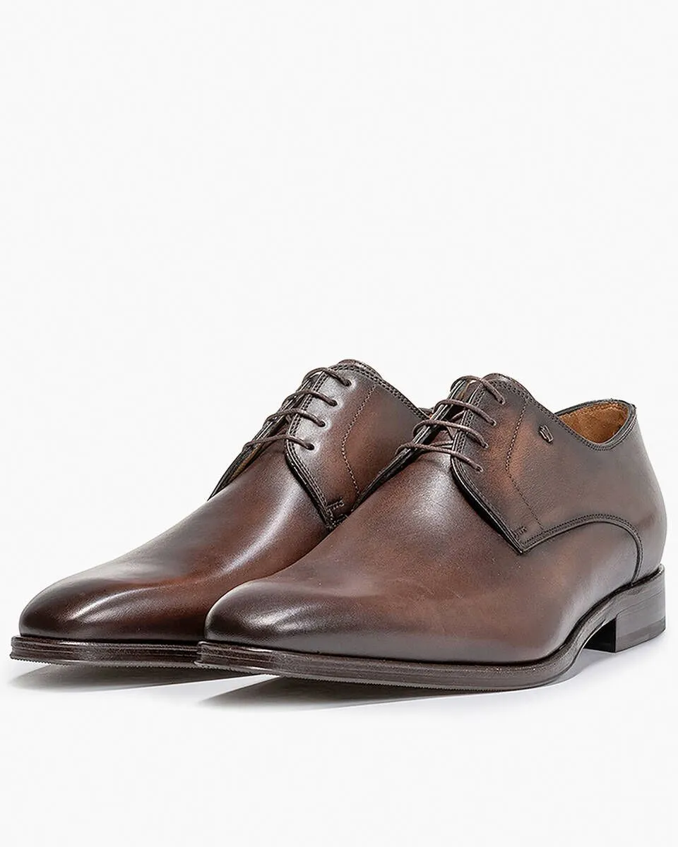 Floris van Bommel    Veter schoenen