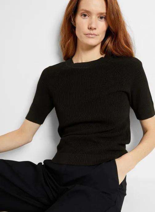      SELECTED FEMME SLFELINNA NEW SS KNIT TOP NOOS  ZWART   